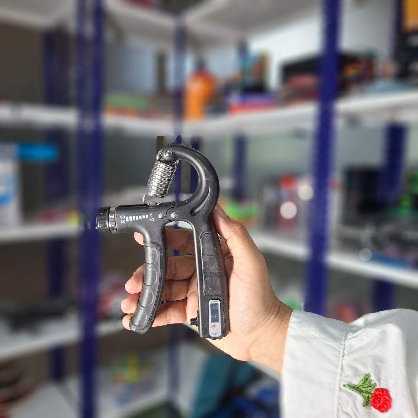 Hand Gripper (Adjustable) (Counter)