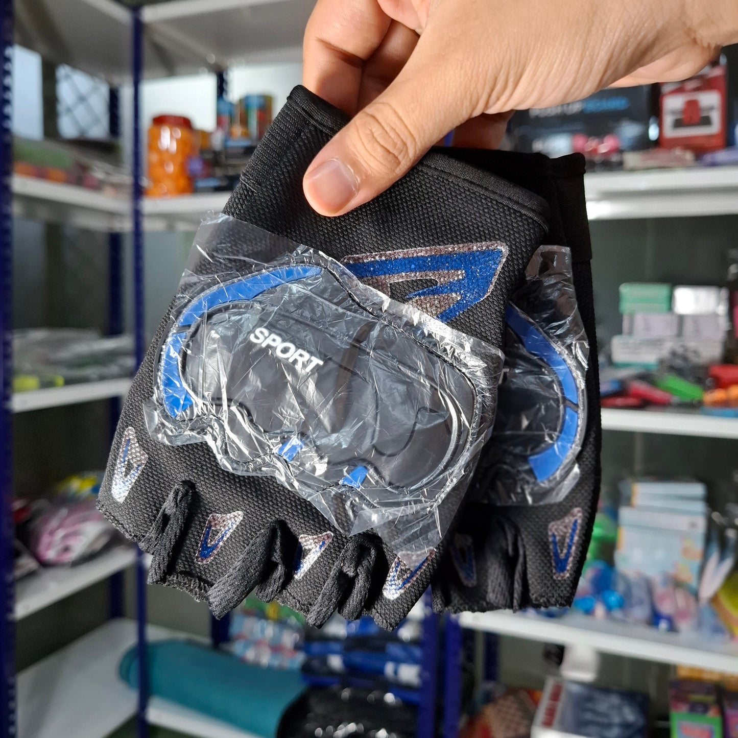 Weight Lifting Gloves (SPORT)